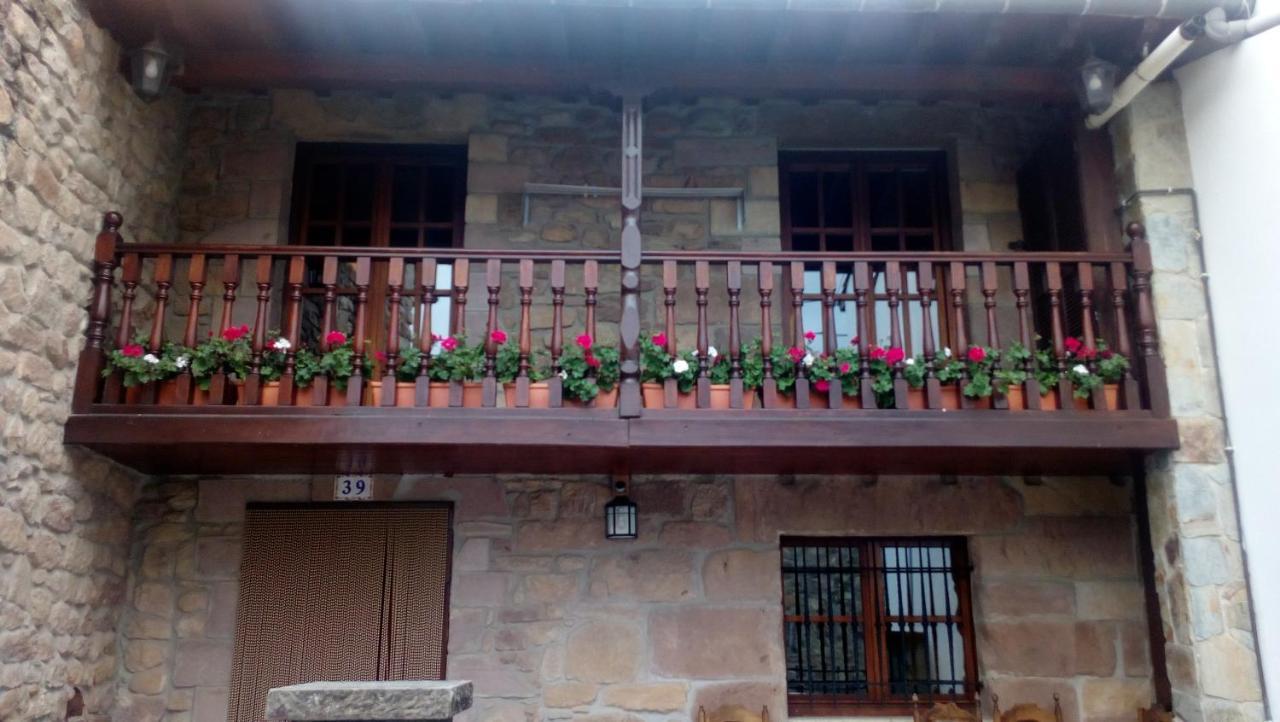 Gasthaus La Casa De Consuelo 3 Viérnoles Exterior foto